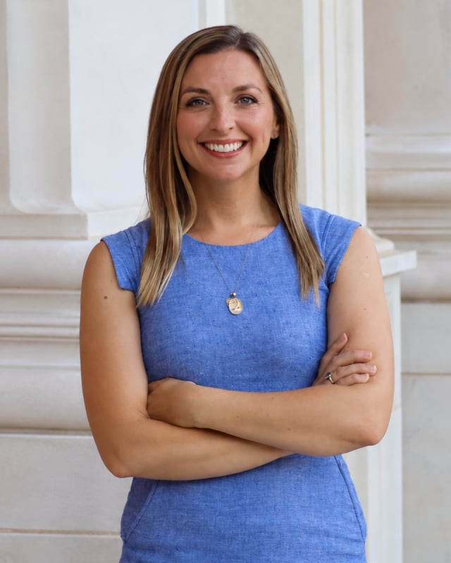 Lindsay Thompson, Principal